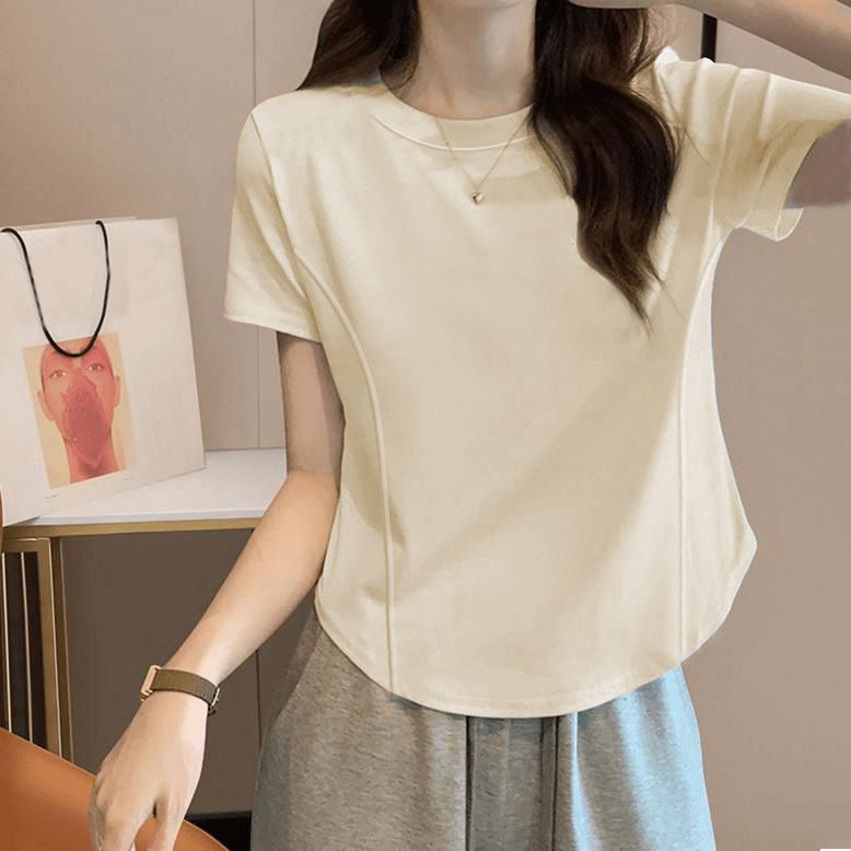 This Short-Sleeved Cotton T-Shirt Features A Design-Oriented Silhouette With Fishbone-Shaped Lines That Create A Slimmin_ecoleips.com