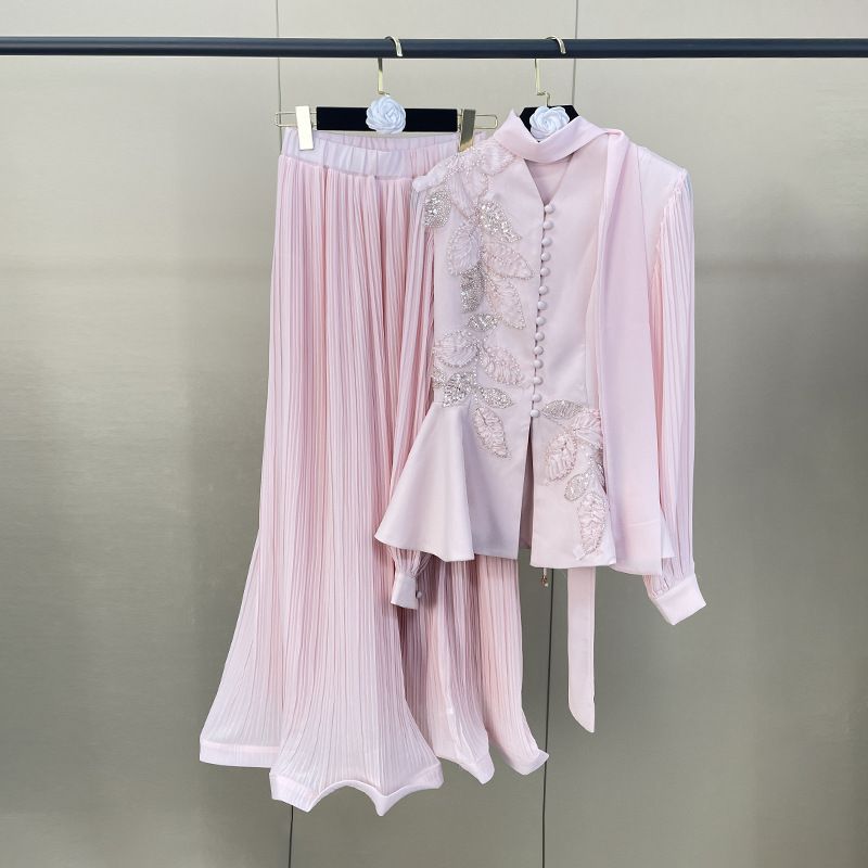 Elegant Pink Two-Piece Set For Women, Beaded Top With Flowy Pleated Maxi Skirt, Waist-Defining Outfit_ecoleips.com