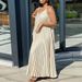 plus Size Women's Casual V Neck Pleated Suspender Dress European American Style Spring Autumn Regular Thickness_ecoleips.com
