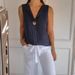 Women's Clothing V Neck Cotton And Linen Sleeveless Casual Shirt_ecoleips.com