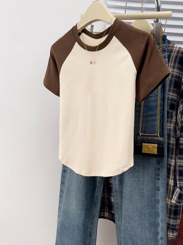 A Stylish, Short-Sleeved T-Shirt With A Curved Hem Design, Made Of Pure Cotton And Imported From Europe; Suitable For Su_ecoleips.com