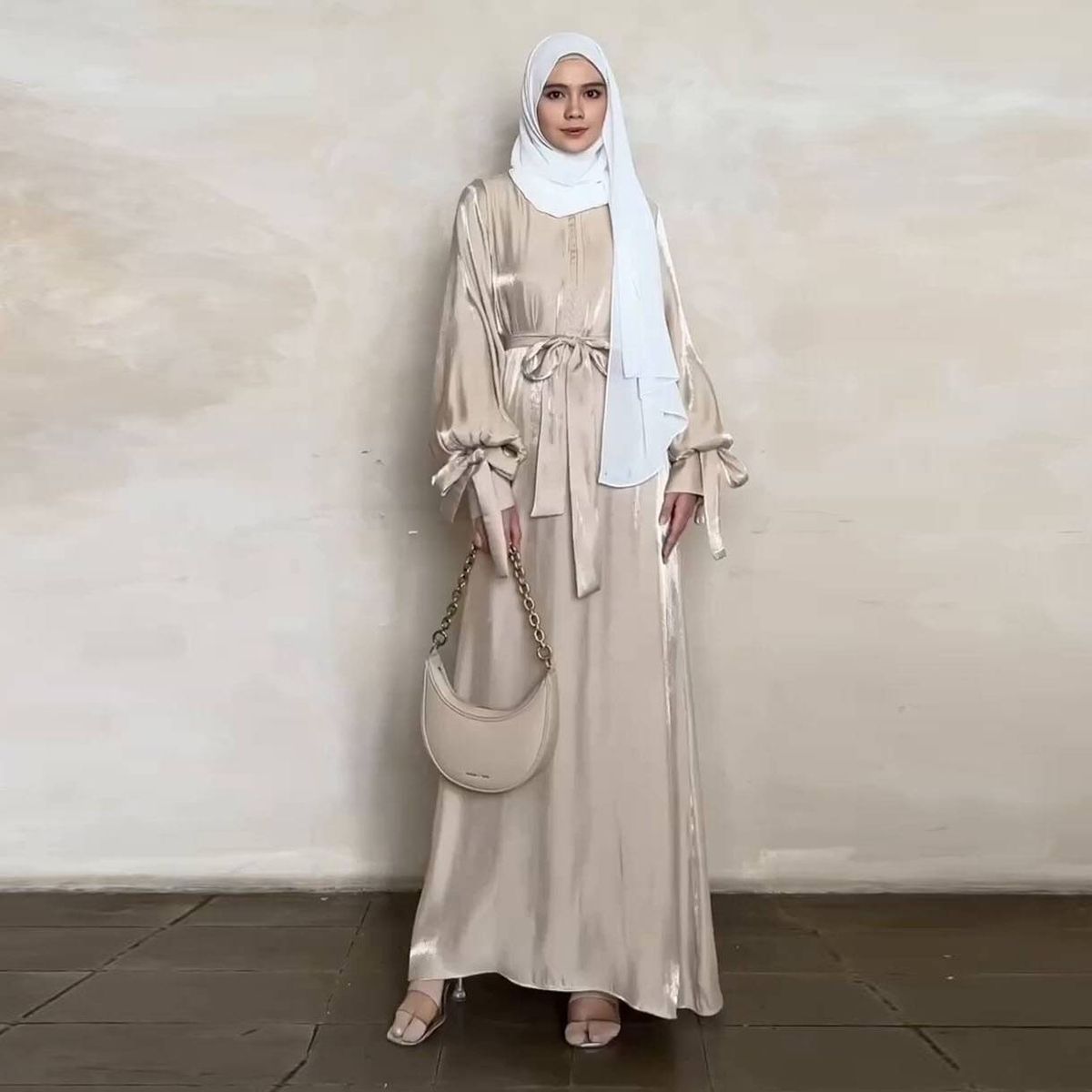 Women's Clothing Spring And Summer Women's Fashion Puff Sleeve Loose Lace Up Robe Dress_ecoleips.com