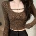 Aria Basics Aria Basics European American Sexy Leopard Print U-neck Slim-fit Long-sleeve T-shirt For Women, Pure And Mature Style, Short Cropped_ecoleips.com