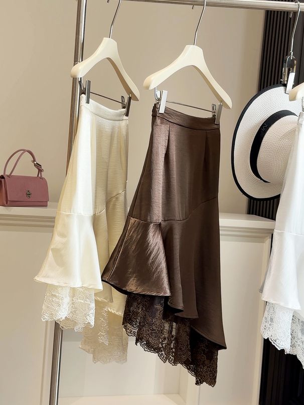 Elegant Satin Finish Midi Skirt for Women with Lace Trim Irregular Hem 2026 Spring Summer New Style_ecoleips.com