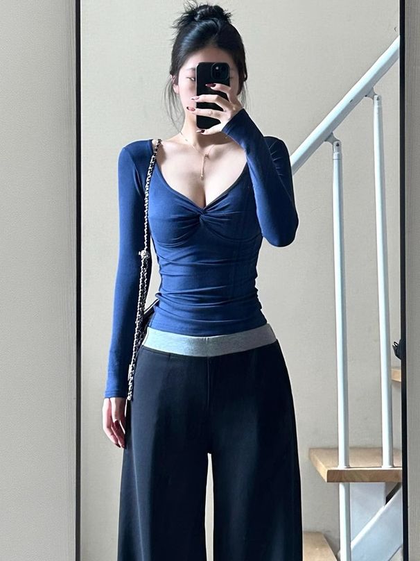 Women Fashion Deep V Neck Tops Long Sleeve T Shirt Autumn Female Sexy Low Cut Solid Slim Fit T-shirts Aesthetic Clothes_ecoleips.com
