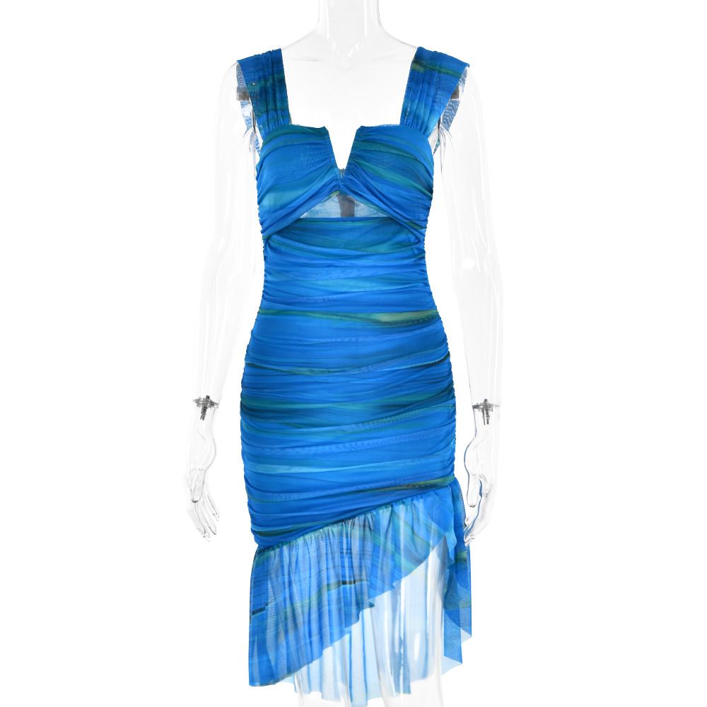 Women Stylish Figure‑Flattering Mermaid Dress With Spaghetti Straps, Deep V‑Neck, All‑Over Print & Open‑Back Design_ecoleips.com