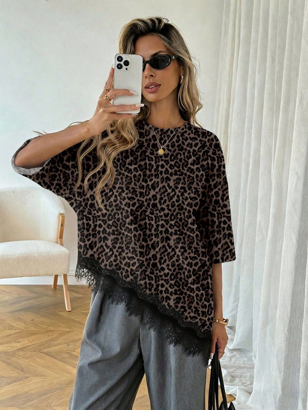 2026 Summer Women's Clothing New Style Elegant Design Short Sleeve Plus Size T Shirt With Asymmetrical Hem And Lace Trim For Women_ecoleips.com