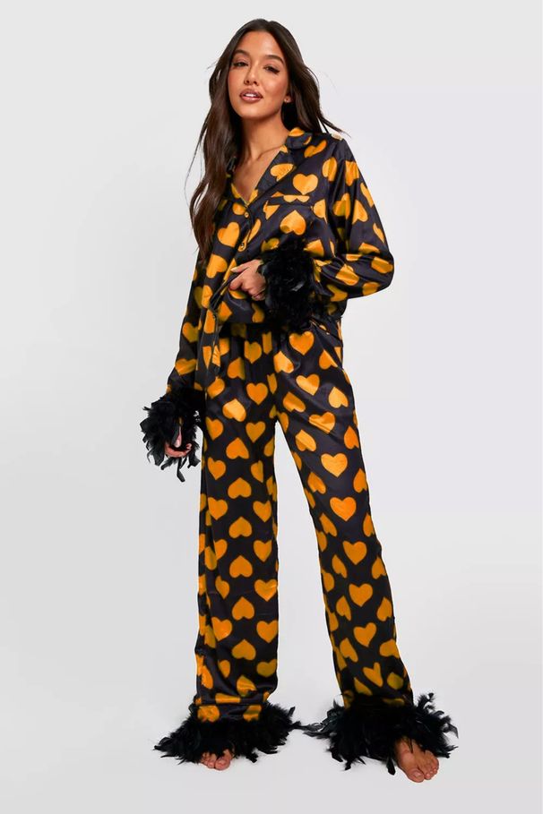 2025 European and American ice silk pajamas fashionable ostrich feather shirt trousers loose two piece feather home clothes for women_ecoleips.com