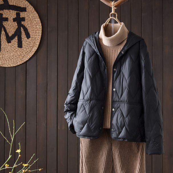 girl Girl 2024 Winter New Korean Fashion Lightweight Jacket Women, Short Hooded 90% White Duck Down Coat For Petite Figures_ecoleips.com