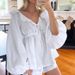 Verve 2025 New Cotton Linen White Lantern Sleeve V-neck Top And Shorts Set Summer Women's Two-piece Outfit_ecoleips.com