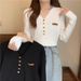 A Large-sized, Slightly Plump, Long-sleeved, V-neck Knitted Top For Women In The Spring And Autumn Style, With A Base Layer Underneath_ecoleips.com
