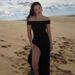 Women Glamorous Floor‑Length Dress With Solid Tone, Deep Plunging V‑Neck, Halter Tie‑Up Straps & Open‑Back Detail_ecoleips.com