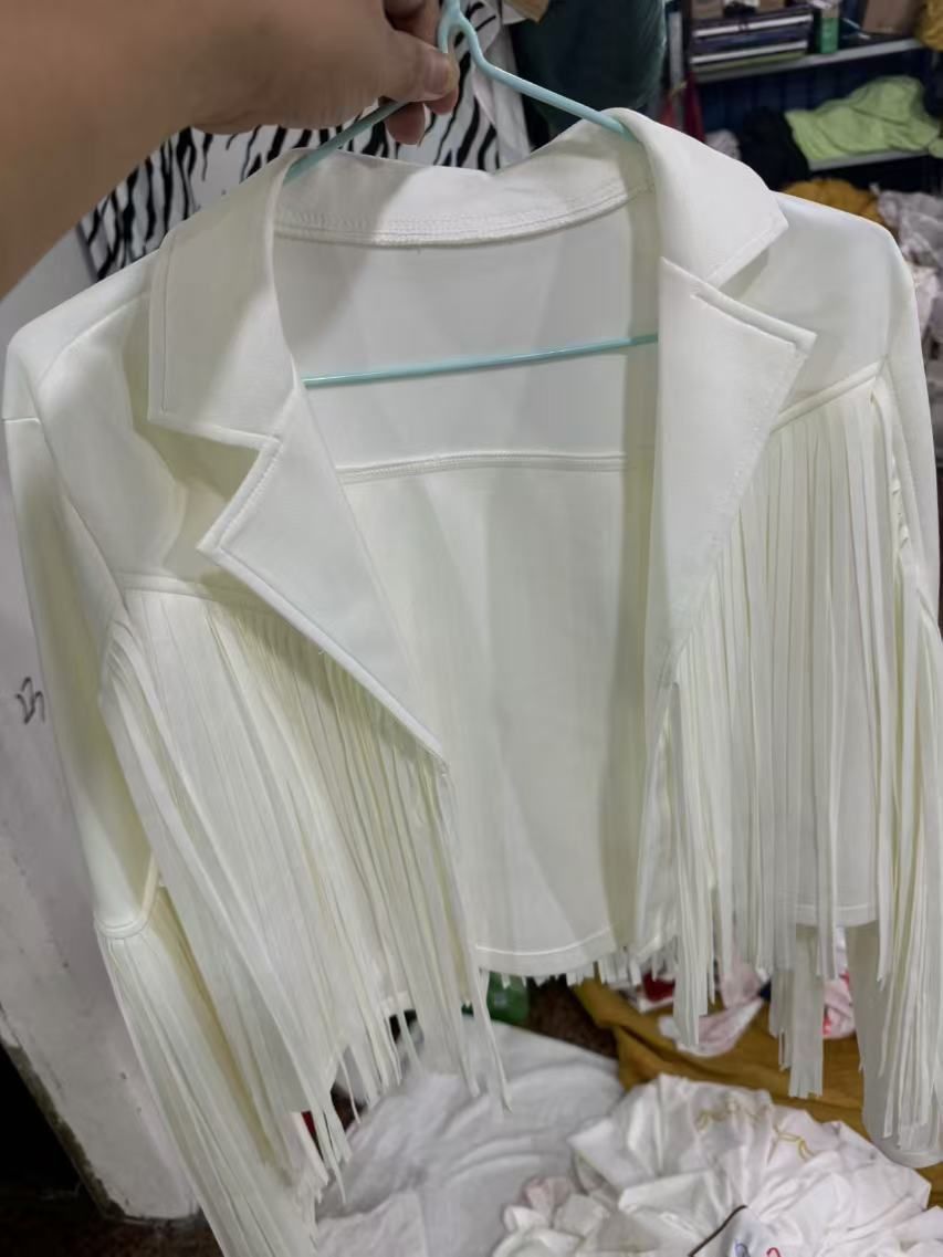 Women's Slim Fit Faux Suede Fringe Jacket Short Length Long Sleeve Tassel Details Black Rust Beige Pink White Brown Camel S-XL_ecoleips.com