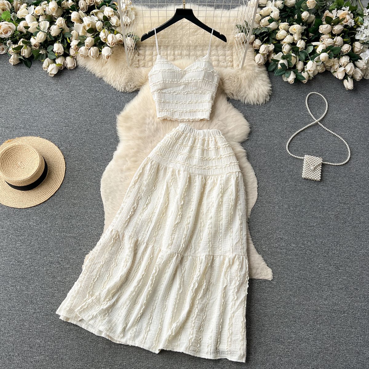 Women's Clothing Age-reducing Suit Women's Summer New Sling Top Short All-match Large Swing Skirt Sweet Two-piece Fashionable Set_ecoleips.com