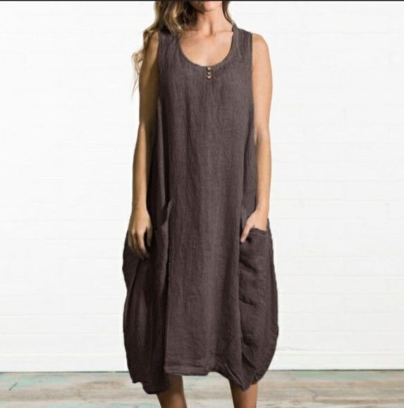 A Large-Sized Loose Cotton And Linen Sleeveless Dress In Solid Color Pocket Midi Dress_ecoleips.com