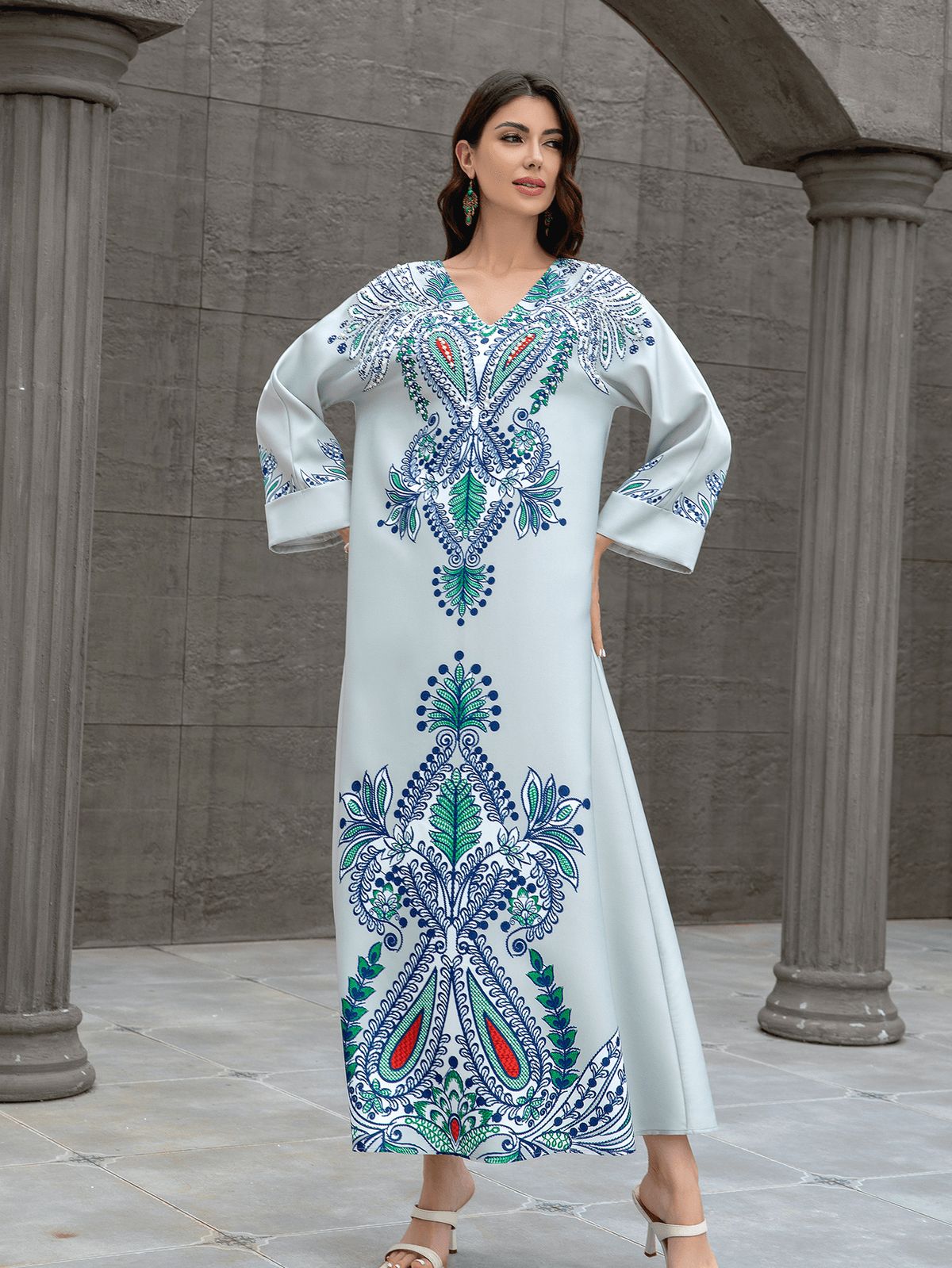 Muslim Women's Robe Abaya Diamond Beaded Arabic Dress_ecoleips.com