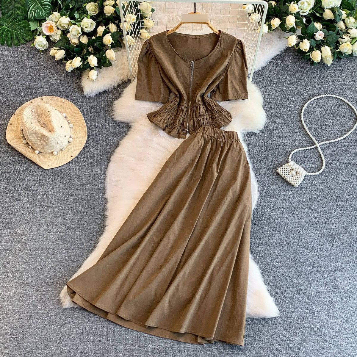 Women's French Style Sophisticated Two Piece Set Versatile Double Zipper Round Neck T-Shirt High Waisted Pleated Skirt_ecoleips.com