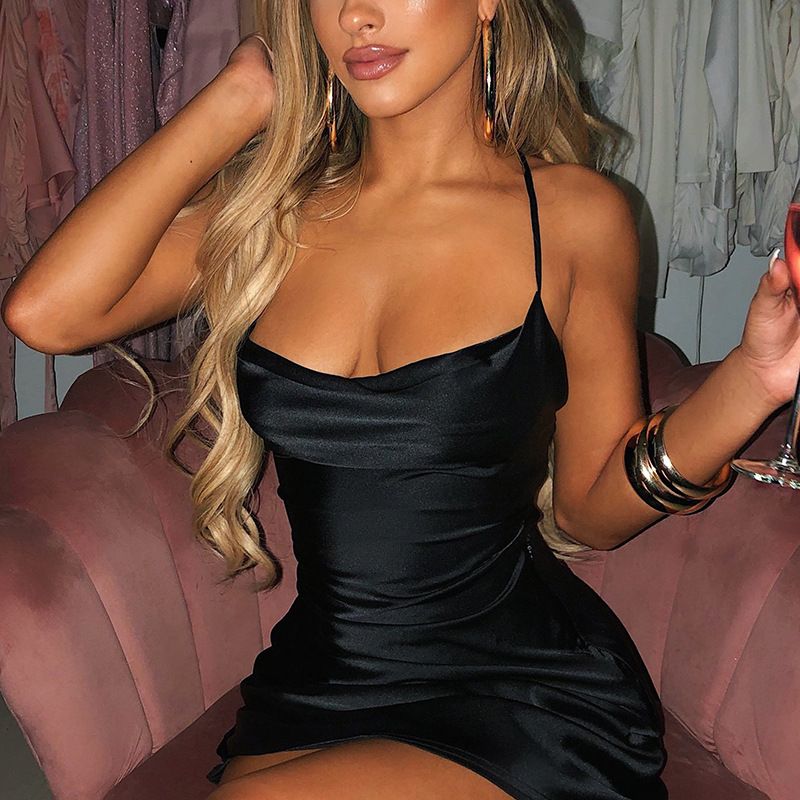 Summer Low Cut Slim Fit Suspender Dress for Women European And American Style Niche Design Backless Solid Color Sexy Dress_ecoleips.com