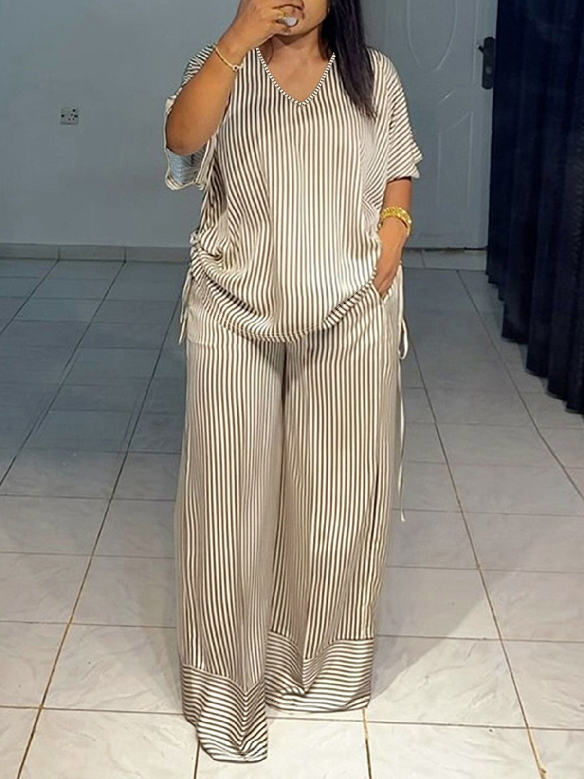 Women's plus Size Fashion Set Elegant V Neck Top with Drawstrings Straight Leg Trousers Elegant Casual Outfit_ecoleips.com