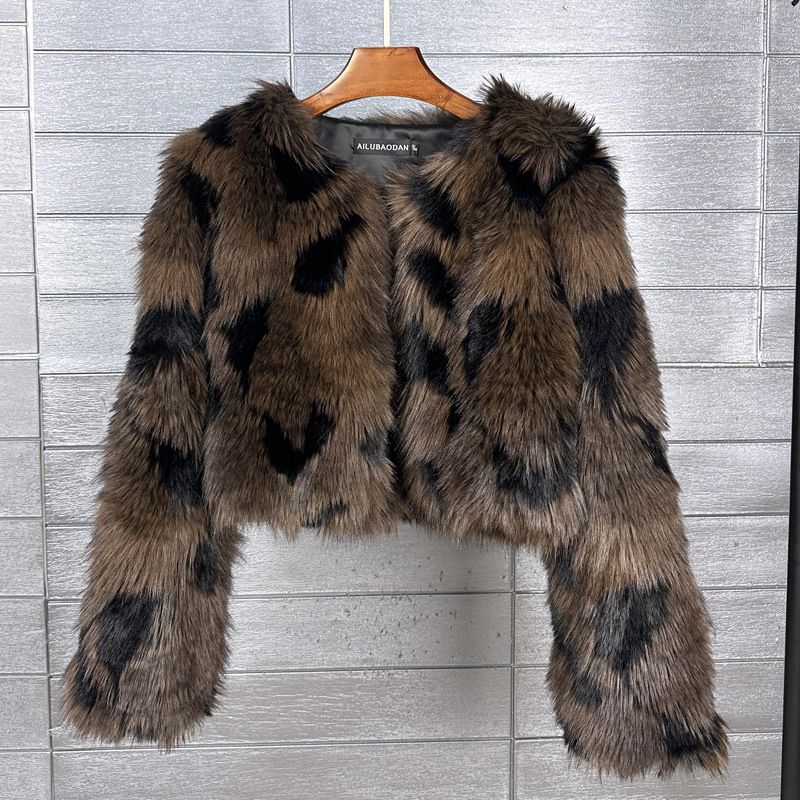 Women’s Cropped Faux Fox Fur Coat – Jacquard Dyed Point Short Jacket (Beige, Khaki, Gray, Coffee, S/M/L)_ecoleips.com
