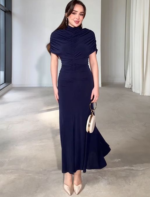 Elegant Long Dress Style Autumn New Solid Color Waist Cinching Pleated Women's Fashion Dress_ecoleips.com