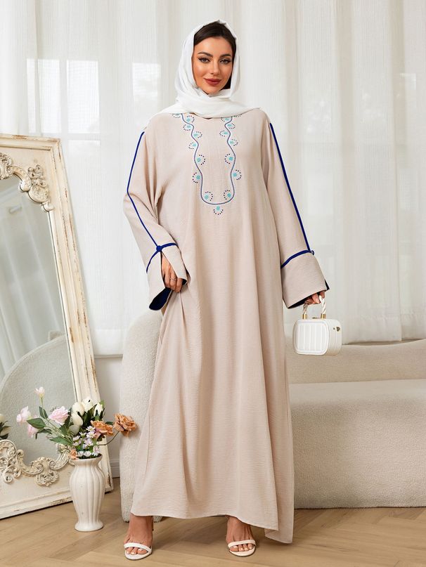 2025 New Floral Embroidery Muslim Clothing Long Fashion Elegant Cover-up Color-blocking Dress Robe_ecoleips.com