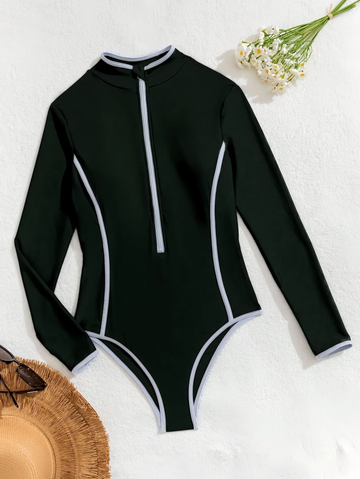 Long Sleeve One-Piece Swimsuit – High-Coverage Sporty Bikini For Women (Red/Black, S-XXL)_ecoleips.com