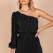 New Cross-border Women's With An Asymmetrical Design, Slanted Shoulder Sleeves, Elegant And Stylish, Pleated Waist,_ecoleips.com