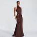 Elegant High Neck Halter Gown With Back Cut-Out And Fishtail Hem For Evening Parties Confident Comfort For Extended Wear_ecoleips.com