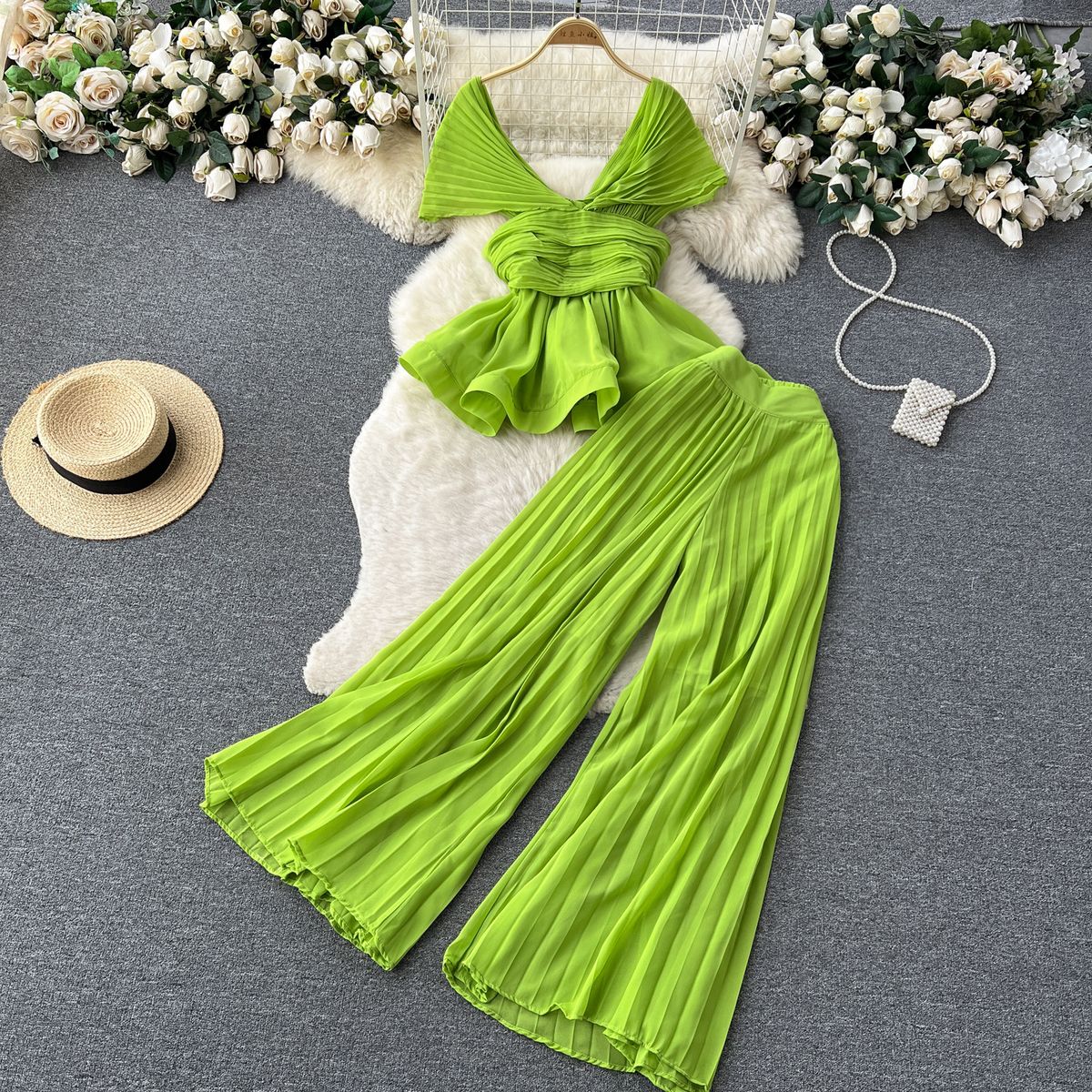 High-End Elegant Fashion Set For Women Summer Pleated Sleeveless Chiffon Blouse + High-Waisted Wide-Leg Pants Two-Piece_ecoleips.com