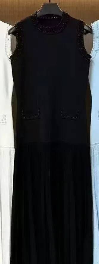 Pearls Decorated Women Round Neck Sleeveless Splicing Knitted Sweater Dress Elegant Or Short Knitted 2025 Spring New Women P8QA_ecoleips.com