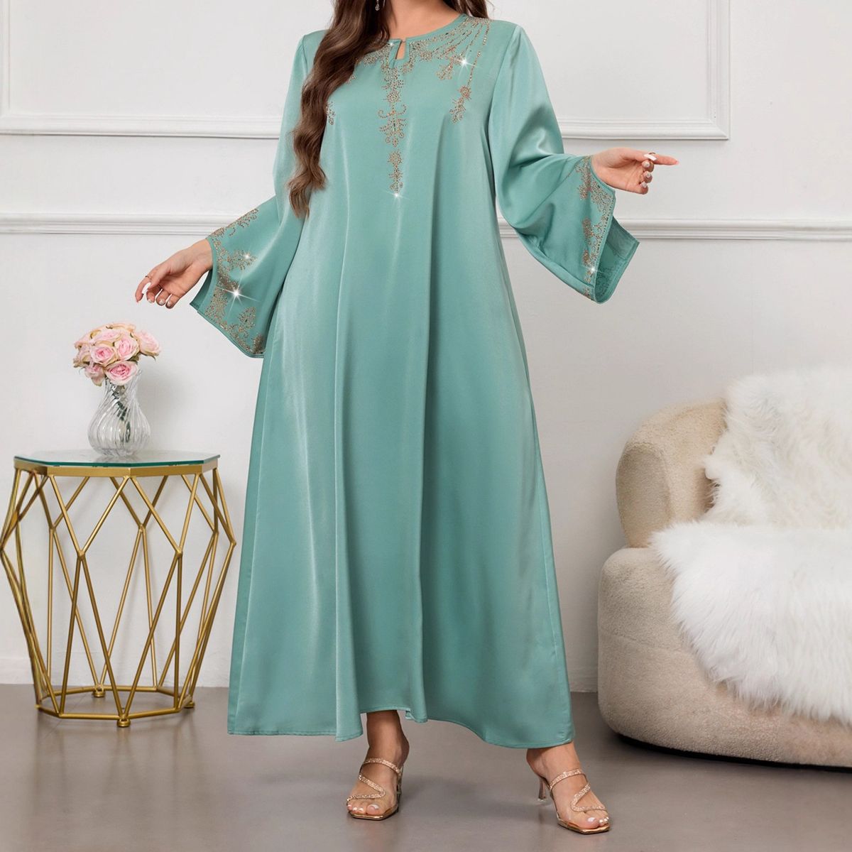 Women's Clothing Modest Abaya Dress Glamorous Dubai-Style Abaya Dress With Rhinestone Embellishments – Modest Plus-Size Long Sleeve Robe_ecoleips.com