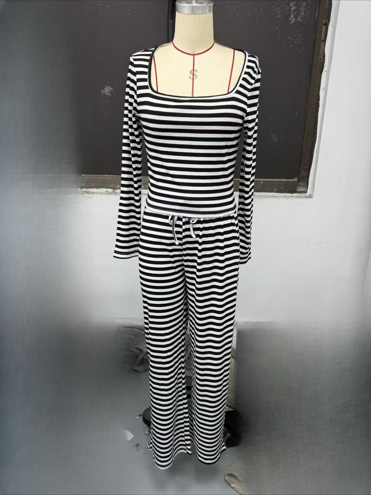 K New Striped High Waist Slimming Wide Leg Pants Set For Women_ecoleips.com