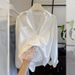 White Lace Trimmed Shirt For Women Sophisticated Versatile Layering Style Unique And Stylish Look_ecoleips.com