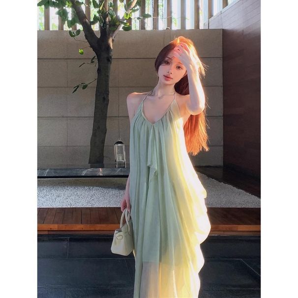 Purely Alluring Mature Lady Backless Halter Neck Strap For Women, Summer Vacation Pleated Long, Green Loose A-line_ecoleips.com