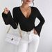 K New Elegant And Fashionable Knitted Thread V-neck Flared Sleeve Design T-shirt For Women's Wear_ecoleips.com