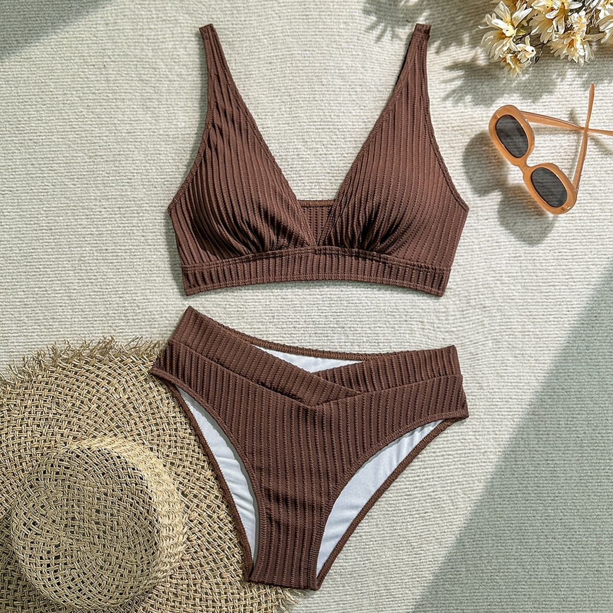 Aria Basics New Cross-border Thin Deep V 2025 Solid Color Sexy Bikini Hot Girl Two-piece Swimsuit Set In European And American Style_ecoleips.com