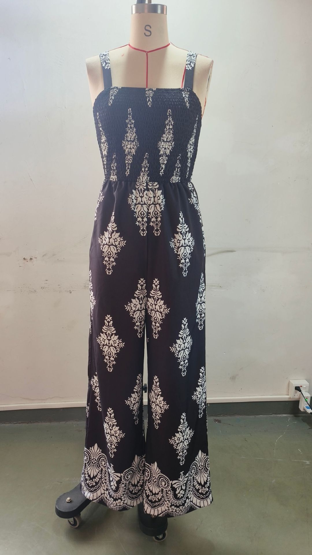 K Positioning Printed Women's New Suspender Pocket Jumpsuit Thin Wide Leg Pants_ecoleips.com