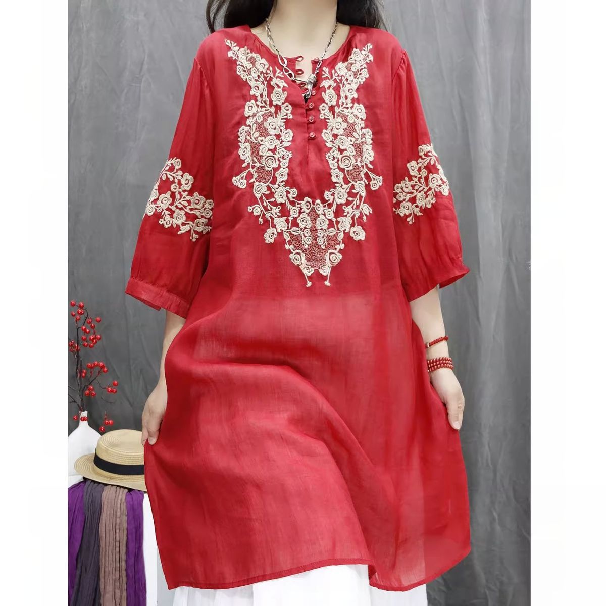 Spring And Summer Retro Embroidered Mid-Sleeved Thin T-Shirt, Loose And Slimming, Artistic And Casual Mid-Length Top For_ecoleips.com