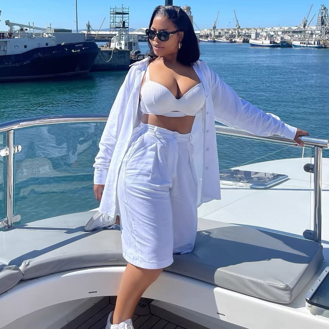 Women's American Style Plus Size Cardigan Button Shirt And White Pants Five Point Casual Two Piece Set_ecoleips.com