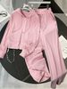 Retro, Laid-back, Slim-fitting, Winter-ready Hoodie With Drawstrings, Paired With Pants – A Versatile, Casual Outfit._ecoleips.com