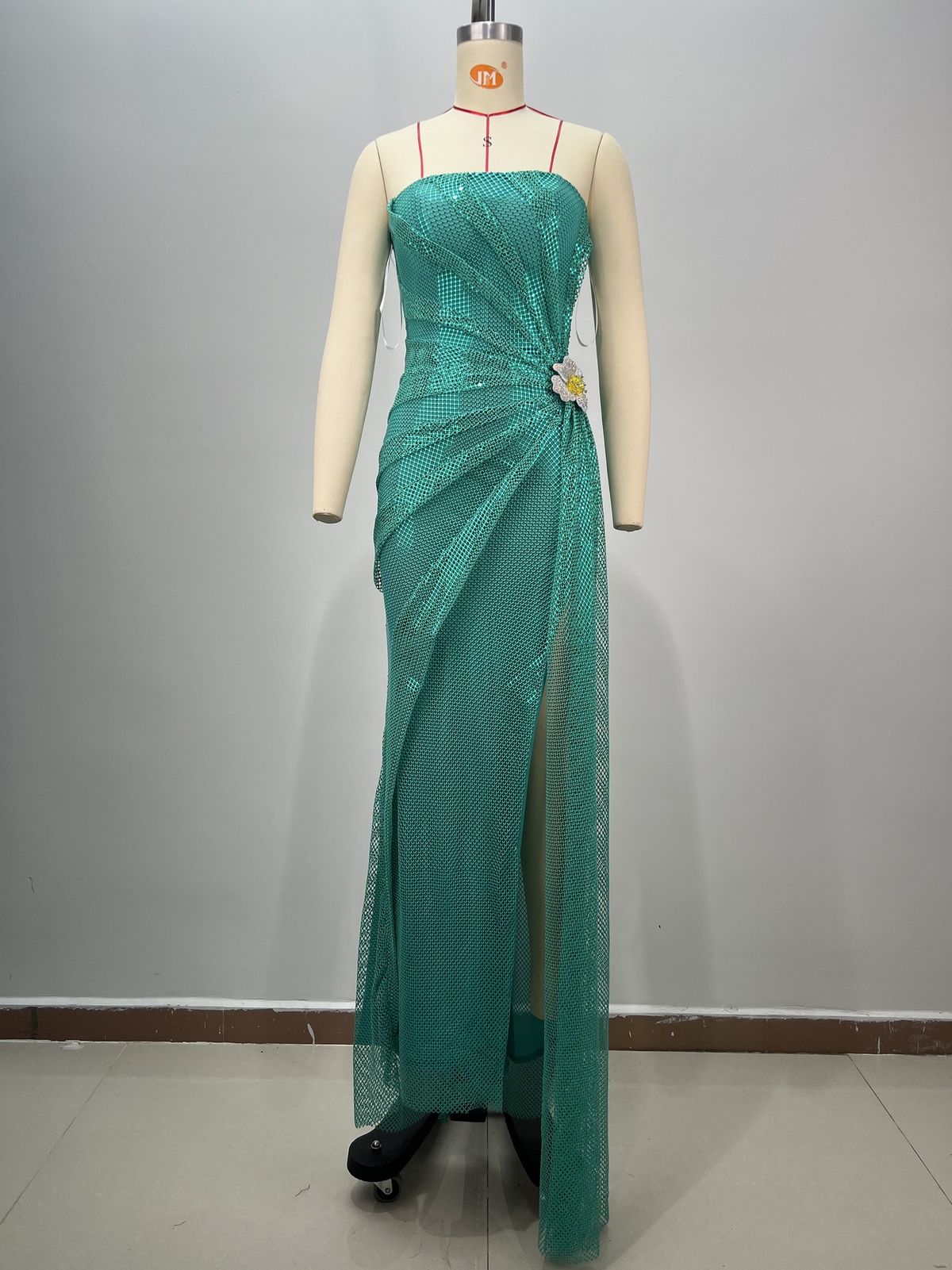 Women's Clothing Hot Selling Tube Top Mesh Diamond Piece Pleated Open Hairpin Sexy Green Evening Dress_ecoleips.com