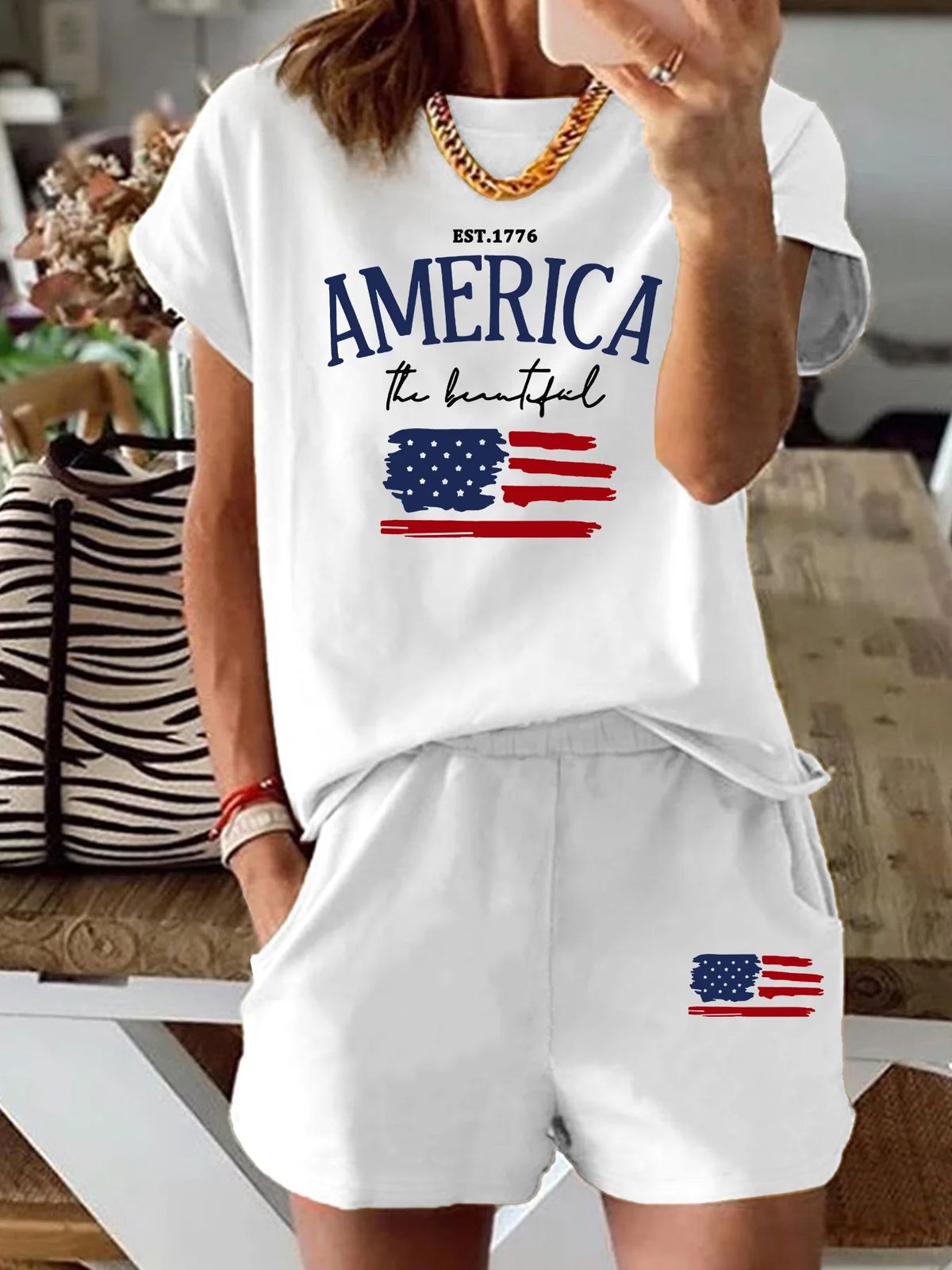 Women’s 2 Piece Outfit Set – Oversized Graphic T-Shirt And Biker Shorts Matching Set, Casual Summer Lounge Tracksuit For Daily Wear-322_ecoleips.com