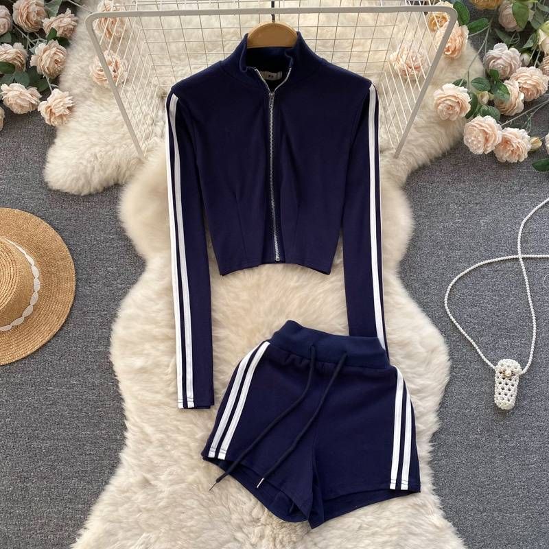 Women's Colorblock Sportswear Set Cropped Zip-Up Jacket High-Waisted Shorts Athleisure Retro Stripe Breathable Fabric Unisex Fit_ecoleips.com