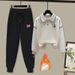 Youthful Contrast Color Knit Top & Korean Jogger Pants Set - Casual Two-Tone Outfit With Relaxed Fit_ecoleips.com