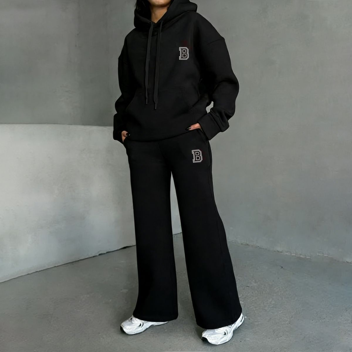 Women's Premium Fleece Tracksuit - Oversized Hoodie & Wide-Leg Sweatpants With Subtle Print Accents_ecoleips.com
