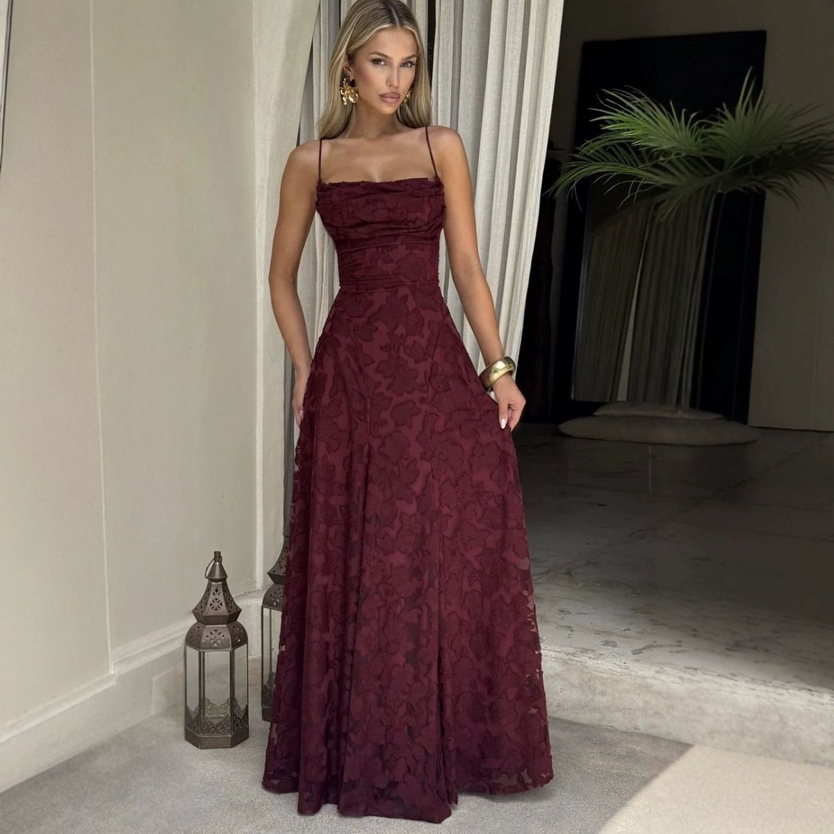 Cross-Border European And American Women's New Fashion Versatile Hot Girl Style Wine Red Sexy Strap Dress_ecoleips.com