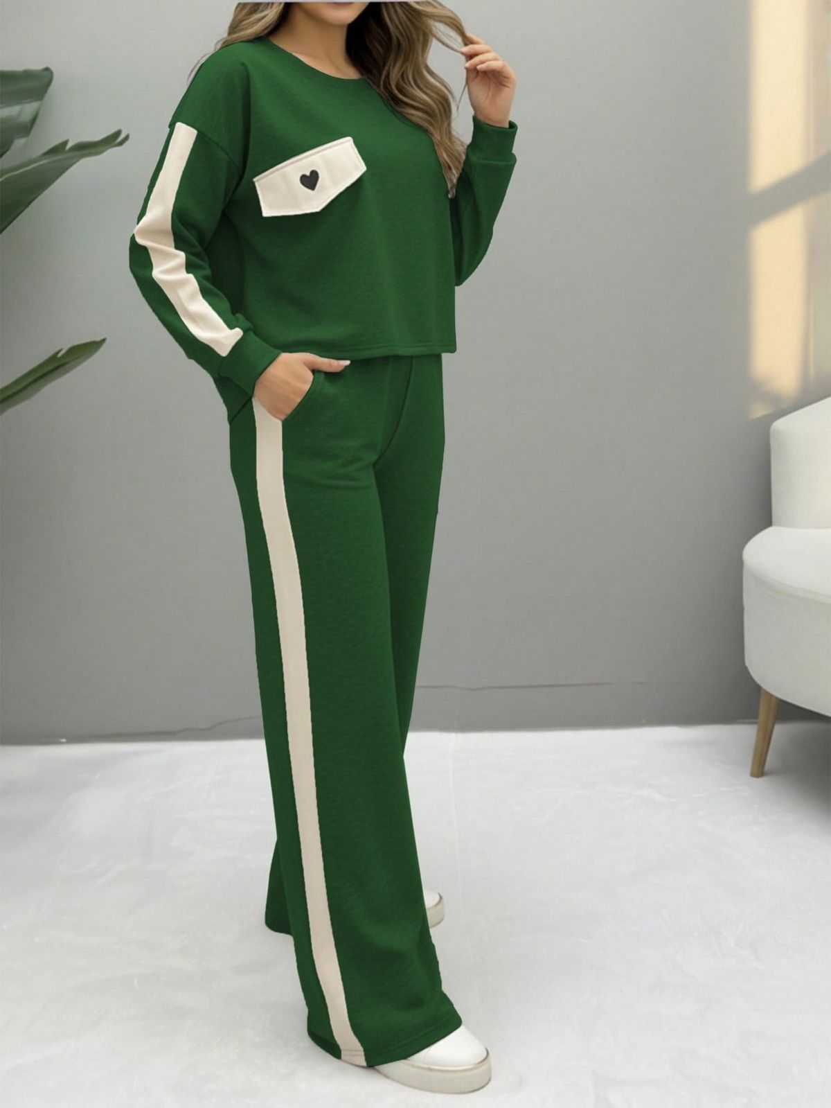 Women's Heart Print Two Piece Set Long Sleeved Top & High Waisted Color Block Pants Autumn Winter Casual Comfortable Streetwear_ecoleips.com