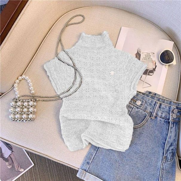 Women’s Clothing Design sense half turtleneck knitted T shirt short hollow T shirt Internet celebrity hot gray short sleeved top is super good looking_ecoleips.com