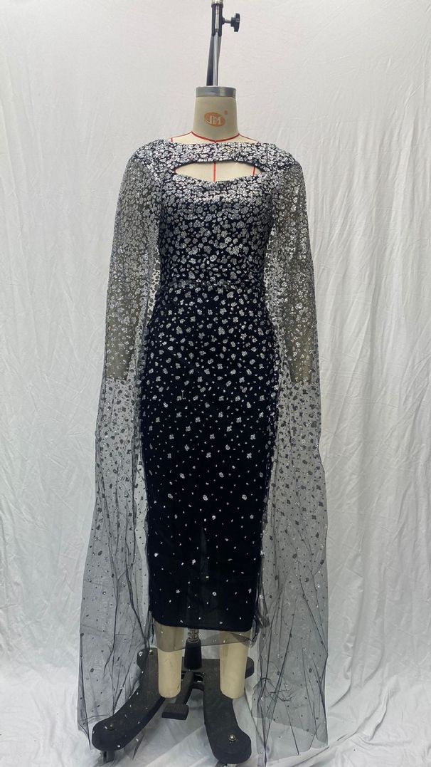 Women's Clothing Autumn And Winter Women's Clothing Gold Sprinkled Sexy Cape Large Swing Dress_ecoleips.com